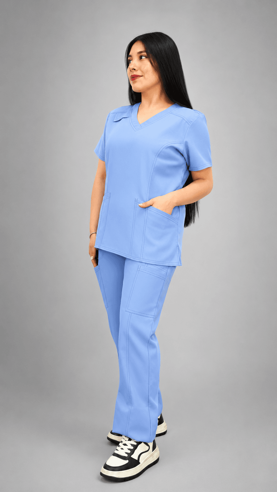 Uniforme Médico Celeste Premium con Pantalón Cargo Uniforme Médico Celeste Premium con Pantalón Cargo